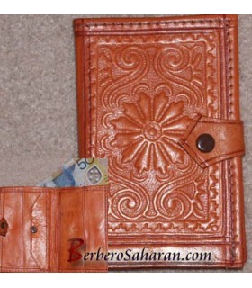 Handmade plain, soft, pure and genuine leather wallet from Algeria