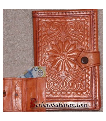 Handmade plain, soft, pure and genuine leather wallet from Algeria