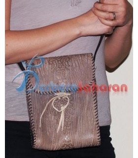 Sac à main Berbère Algérien mono-poche pour jeunes filles – Sahara rouge