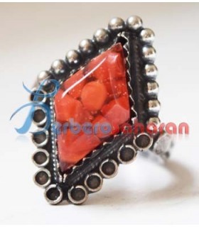 Boucles d'oreilles kabyles en argent massif et corail rouge