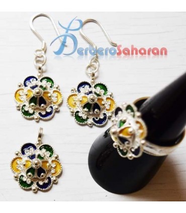 Beautiful Algerian Berber Jewellery set in pure dark silver, enamel and Mediterranean red coral