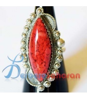 Handmade Algerian Berber Ring (Jewellery) with silver and red coral