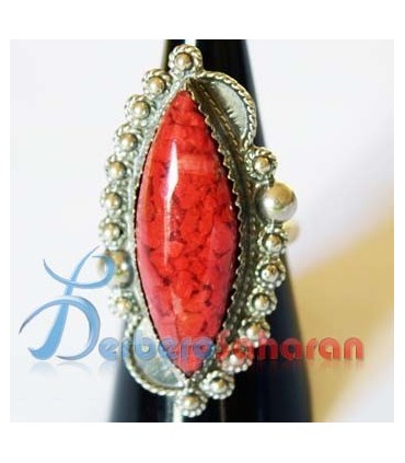 Bague Kabyle en argent massif et corail rouge
